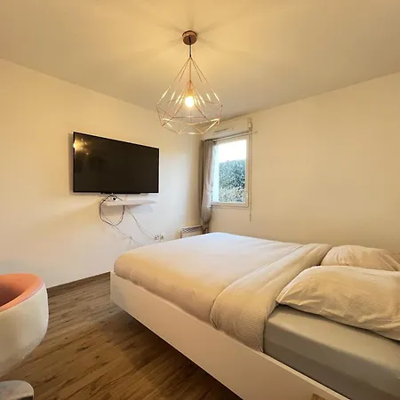 L'idylle Confortable & Lumineux Launaguet